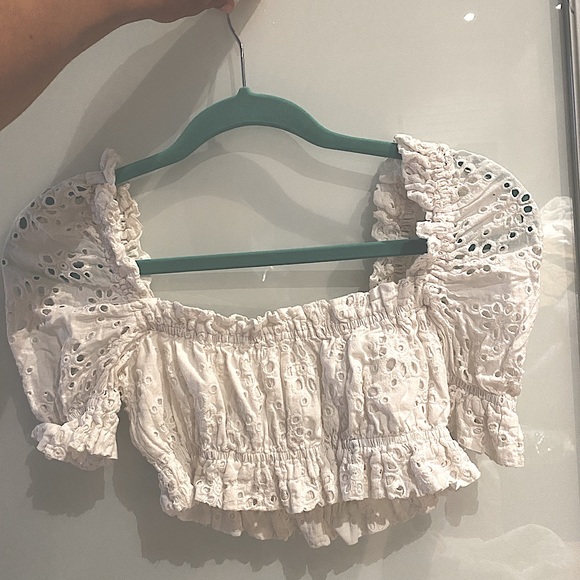 LPA, cropped peasant top with puff sleeves and matching shorts, Size XS - Picture 4 of 5